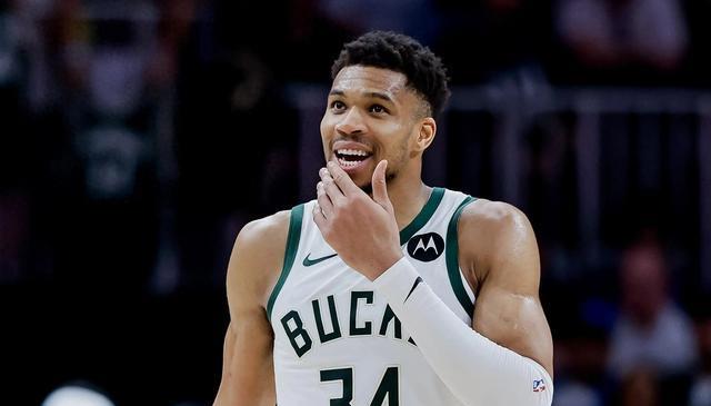 希腊男篮已, AA 希腊男篮已, AA