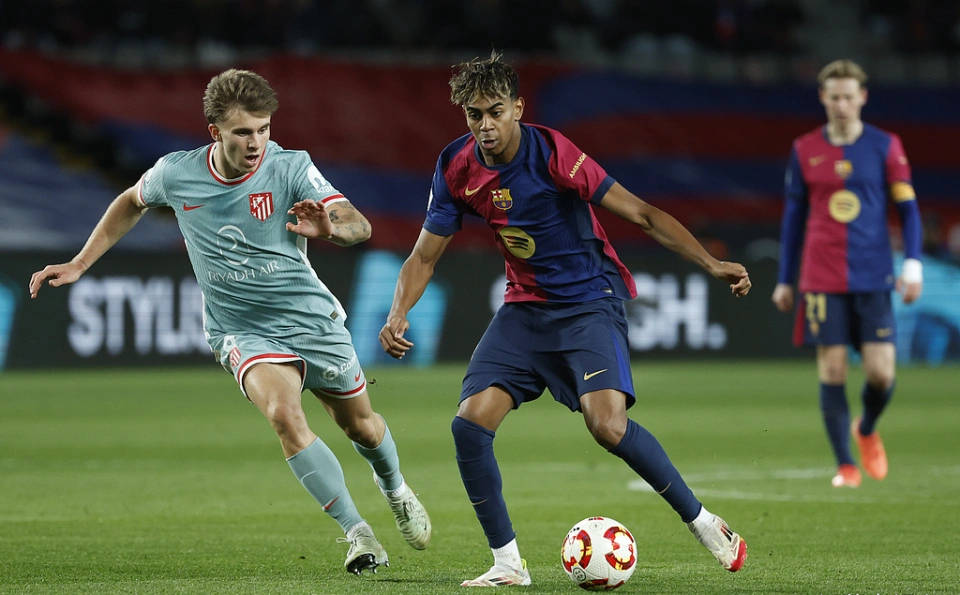 的战绩, cn, 而亚马尔也 的战绩, cn, 而亚马尔也